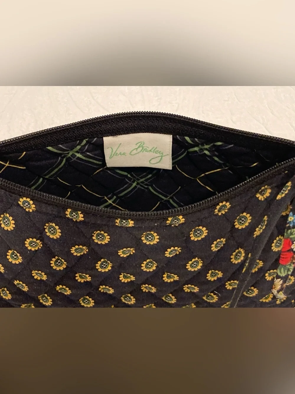 Vera Bradley Amy Sunflower Small Crossbody ShoulderBag Dimensions 9”x6